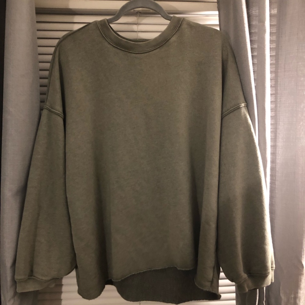 Arie Oversized Pullover size: M